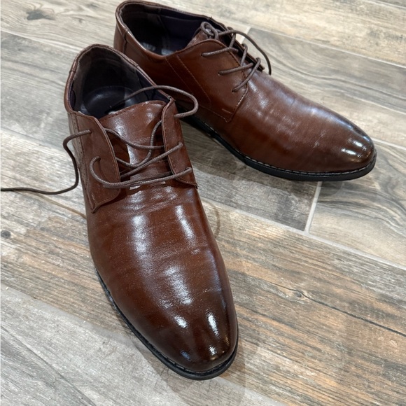 Other - MAKE AN OFFER! 
Classic Brown Leather Men's Shoes